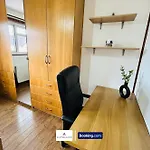 The European 3 Bedroom House By Altoluxoexperience Short Lets & Serviced Accommodation With Free Parking